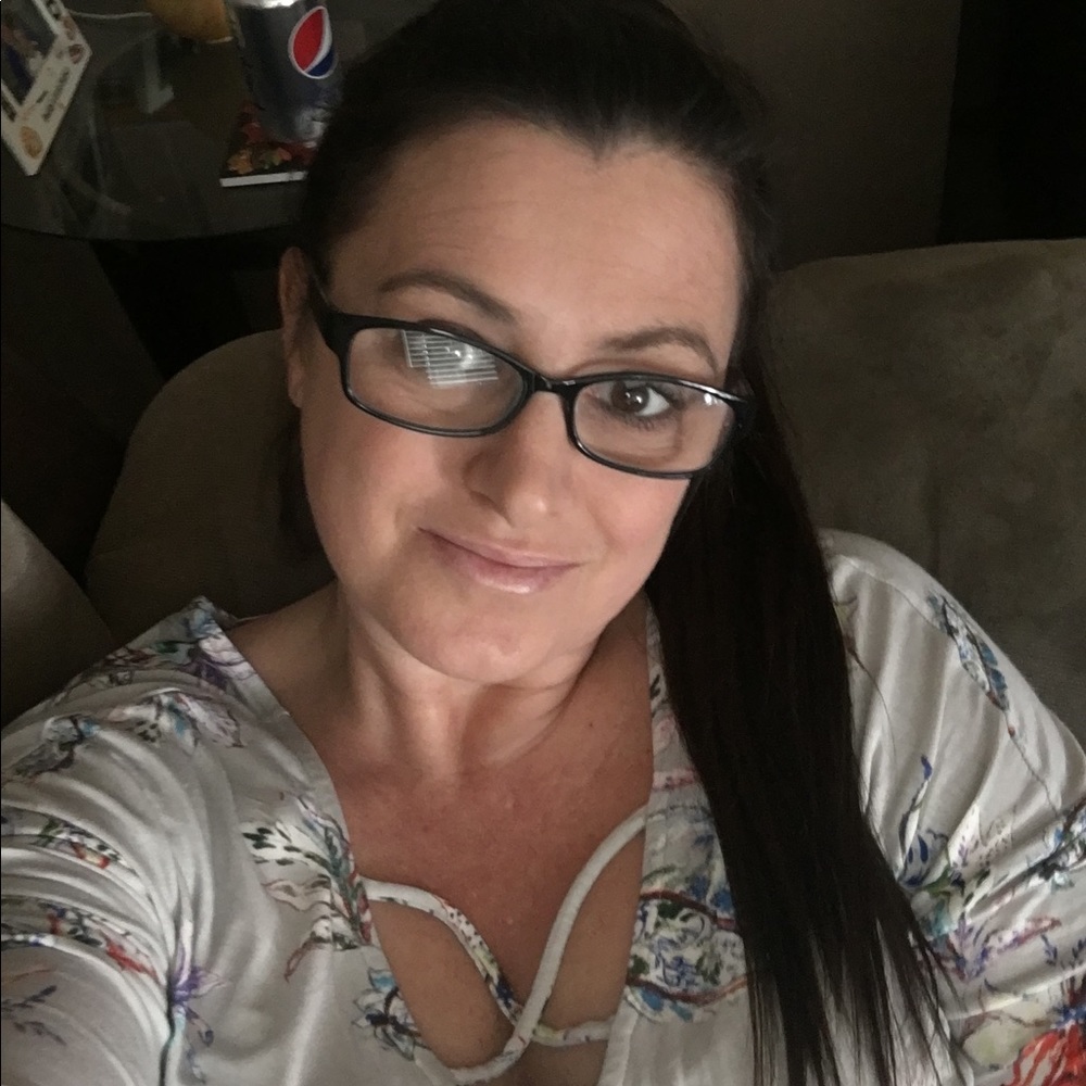 Meet your Posher, Kami